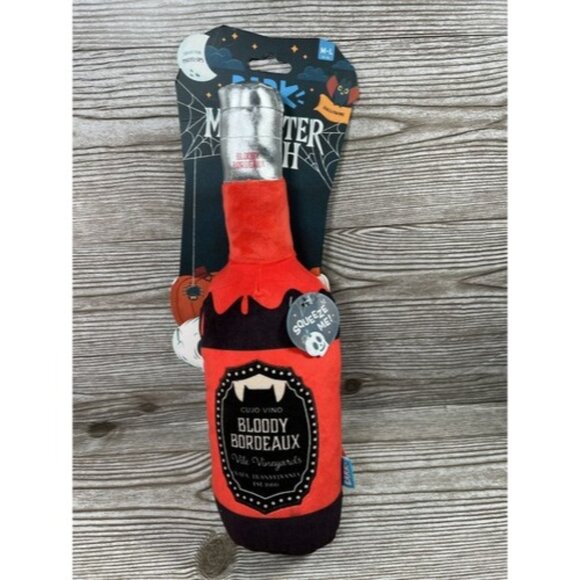 Bark Box Vampire Bloody Bordeaux Halloween Wine Bottle Dog Toy Plush Squeeze - Picture 1 of 5